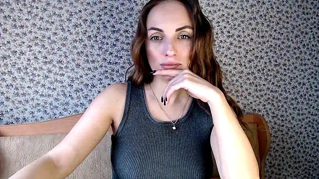 Tinadream20 online show from 11-05-25, 08:03