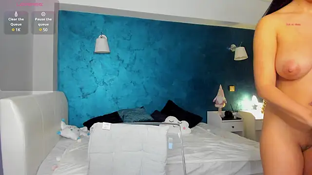 Awesome Jolie online show from 12-24-24, 05:44