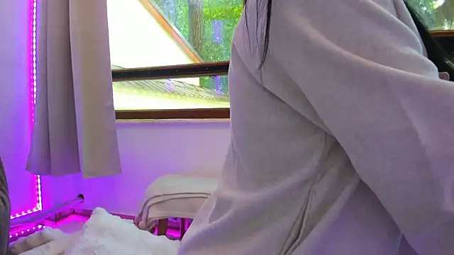 Awesome Jolie online show from 05-29-26, 09:29