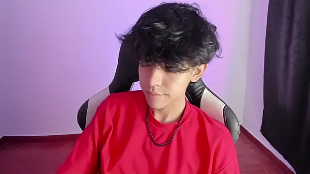 Snapshot of Alan26_ chatting on 01-27-25, 12:54 Alan26 online show from 01-27-25, 12:54