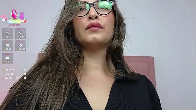 Snapshot of adara_lennox chatting on 02-22-25, 11:57 adara lennox online show from 02-22-25, 11:57