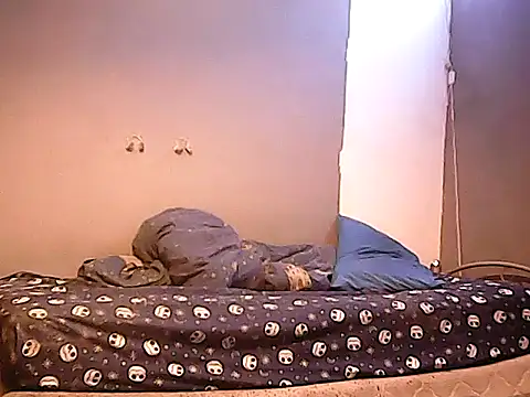 Snapshot of twinkerbell344 chatting on 01-14-26, 12:05 twinkerbell344 online show from 01-14-26, 12:05