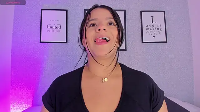 Natasha harper online show from 11-04-25, 11:53