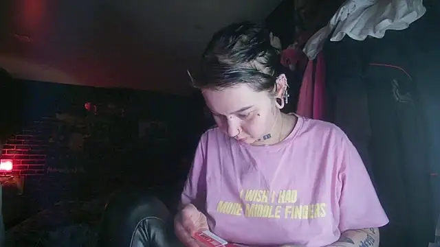 MoorderxDoll online show from 01-31-25, 10:42