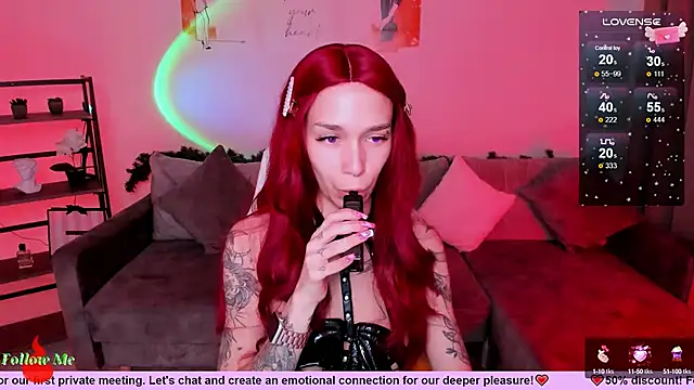 Snapshot of LeylaNoiry chatting on 12-06-24, 02:49 LeylaNoiry online show from 12-06-24, 02:49
