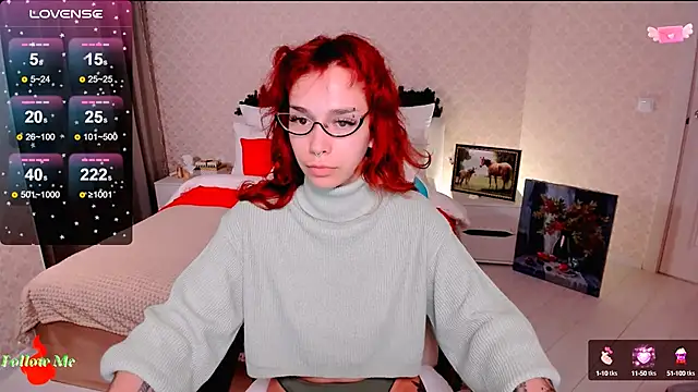 Snapshot of LeylaNoiry chatting on 01-02-25, 08:57 LeylaNoiry online show from 01-02-25, 08:57
