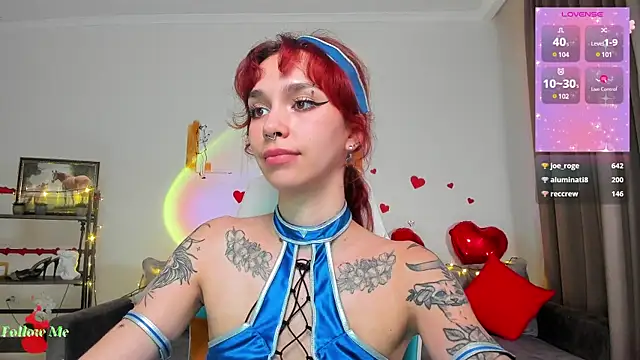 Snapshot of LeylaNoiry chatting on 02-16-25, 09:05 LeylaNoiry online show from 02-16-25, 09:05