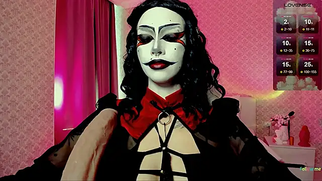 Snapshot of LeylaNoiry chatting on 09-20-25, 01:23 LeylaNoiry online show from 09-20-25, 01:23