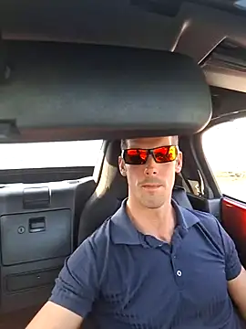 John19893 online show from 02-05-25, 01:44