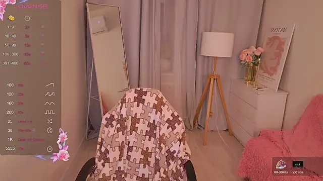 LovelyJessie online show from 04-10-26, 02:00