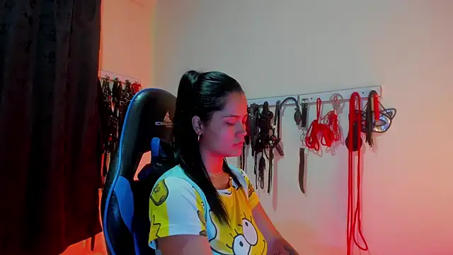 Snapshot of scarlet-kennedy98 chatting on 10-25-25, 03:47 scarlet-kennedy98 online show from 10-25-25, 03:47