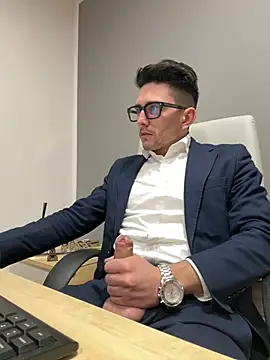 Snapshot of masterboss_ chatting on 01-22-25, 12:38 masterboss  online show from 01-22-25, 12:38