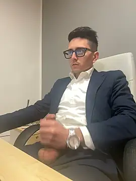 Snapshot of masterboss_ chatting on 02-27-25, 12:34 masterboss  online show from 02-27-25, 12:34