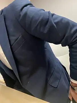 Snapshot of masterboss_ chatting on 10-10-25, 08:35 masterboss  online show from 10-10-25, 08:35