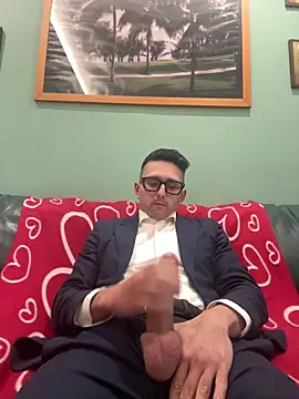 Snapshot of masterboss_ chatting on 12-22-25, 02:25 masterboss online show from 12-22-25, 02:25