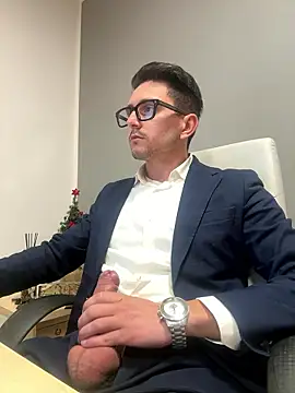 Snapshot of masterboss_ chatting on 01-08-26, 12:29 masterboss online show from 01-08-26, 12:29