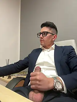 Snapshot of masterboss_ chatting on 02-09-26, 12:42 masterboss online show from 02-09-26, 12:42