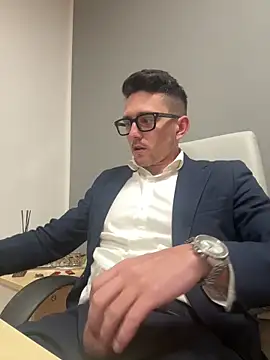 Snapshot of masterboss_ chatting on 02-27-26, 01:11 masterboss online show from 02-27-26, 01:11