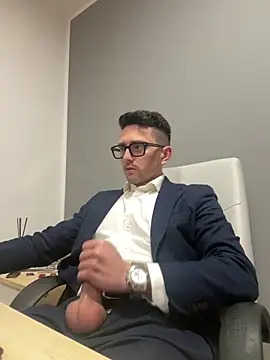 Snapshot of masterboss_ chatting on 03-13-26, 01:51 masterboss online show from 03-13-26, 01:51