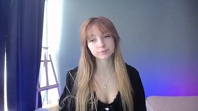 LuciaYoung online show from 03-08-25, 09:50