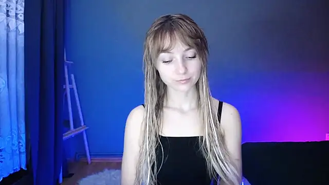 LuciaYoung online show from 03-17-25, 10:17