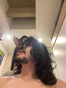 aangie  uwu online show from 11-03-25, 03:08