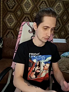 Snapshot of Nikki_Sandy chatting on 10-03-25, 08:44 Nikki Sandy online show from 10-03-25, 08:44