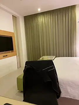 hihi0169 online show from 12-18-24, 09:14