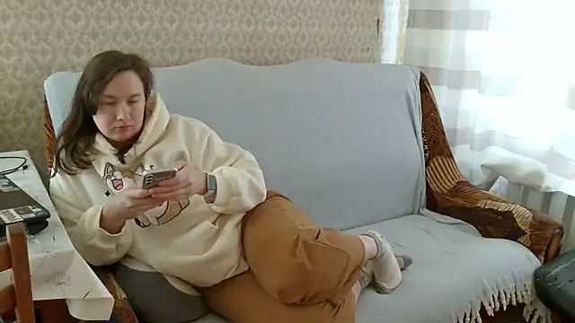 Snapshot of franceska_blue chatting on 01-17-26, 09:58 franceska blue online show from 01-17-26, 09:58