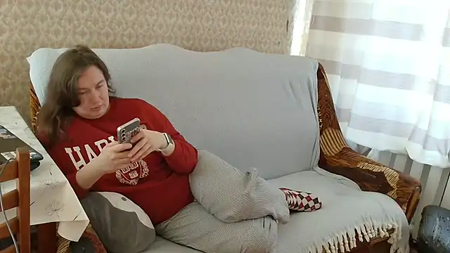 Snapshot of franceska_blue chatting on 02-16-26, 11:28 franceska blue online show from 02-16-26, 11:28