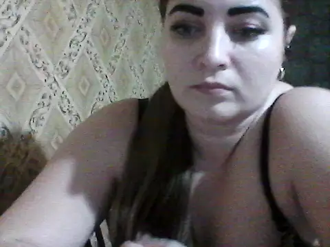 Elizabeth Meow online show from 11-21-25, 05:55