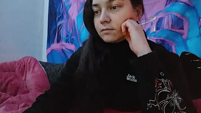 Snapshot of Cyndee_Winter chatting on 01-16-25, 05:44 Cyndee Winter online show from 01-16-25, 05:44