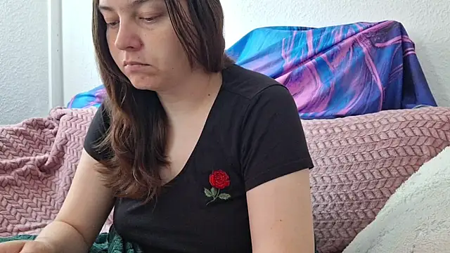 Cyndee Winter online show from 06-18-26, 01:37