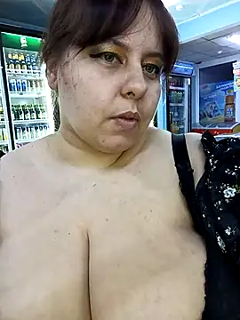 Snapshot of diamond190896 chatting on 02-18-25, 09:42 diamond190896 online show from 02-18-25, 09:42