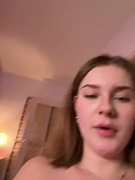 Snapshot of MaribelRiver chatting on 02-04-25, 11:49 MaribelRiver online show from 02-04-25, 11:49