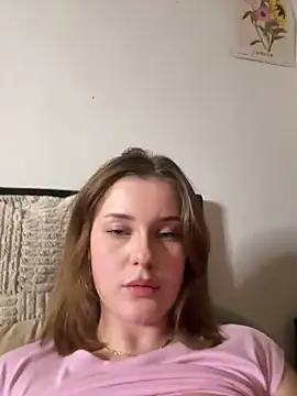 Snapshot of MaribelRiver chatting on 02-17-25, 05:10 MaribelRiver online show from 02-17-25, 05:10