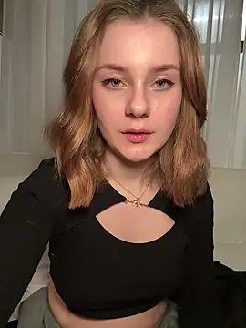 Snapshot of MaribelRiver chatting on 03-01-25, 01:11 MaribelRiver online show from 03-01-25, 01:11