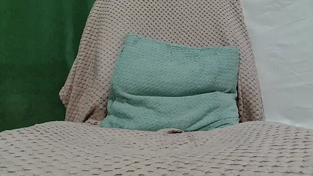 Luckyalice 4u online show from 05-14-26, 04:25