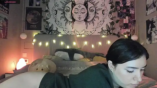 Anisawithlove online show from 02-05-25, 07:31