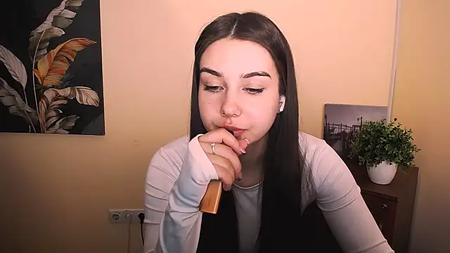 Lili magic online show from 09-10-25, 12:27