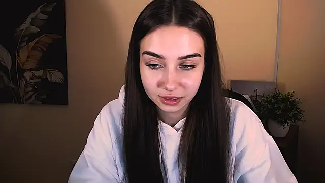 Lili magic online show from 10-11-25, 12:26