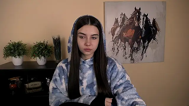 Lili magic online show from 11-21-25, 12:15