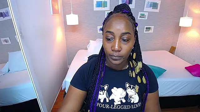 Snapshot of kiara_evanss chatting on 01-08-25, 05:59 kiara evanss online show from 01-08-25, 05:59