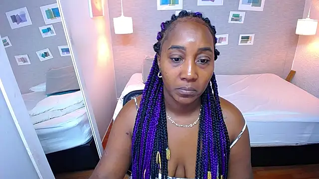 Snapshot of kiara_evanss chatting on 01-15-25, 02:02 kiara evanss online show from 01-15-25, 02:02