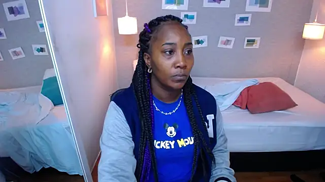 Snapshot of kiara_evanss chatting on 02-15-25, 02:11 kiara evanss online show from 02-15-25, 02:11