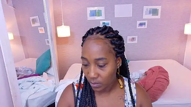 Snapshot of kiara_evanss chatting on 09-20-25, 02:45 kiara evanss online show from 09-20-25, 02:45