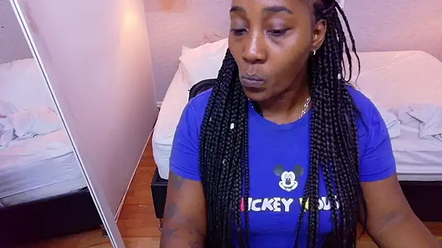 kiara evanss online show from 11-27-25, 10:45