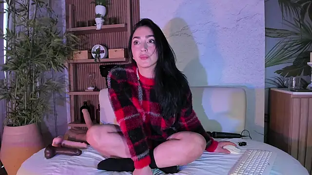 Snapshot of LIAH_IZUMI chatting on 06-05-26, 01:28 LIAH IZUMI online show from 06-05-26, 01:28