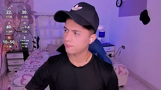 Snapshot of Niicky1_ chatting on 12-11-24, 09:01 Niicky1 online show from 12-11-24, 09:01