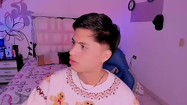 Snapshot of Niicky1_ chatting on 12-19-24, 09:06 Niicky1 online show from 12-19-24, 09:06